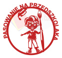 Pasowanie na przedszkolaka chłopiec z piórem 1 Dekoracje z papieru